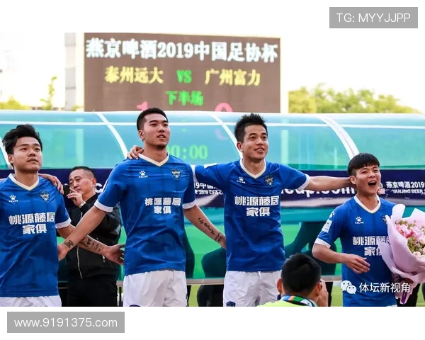 深圳网球队在邀请赛中的团队协作表现分析与点评